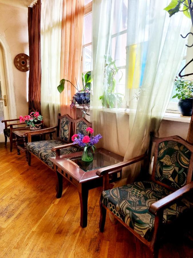 מלון Polonia Tbilisi House מראה חיצוני תמונה