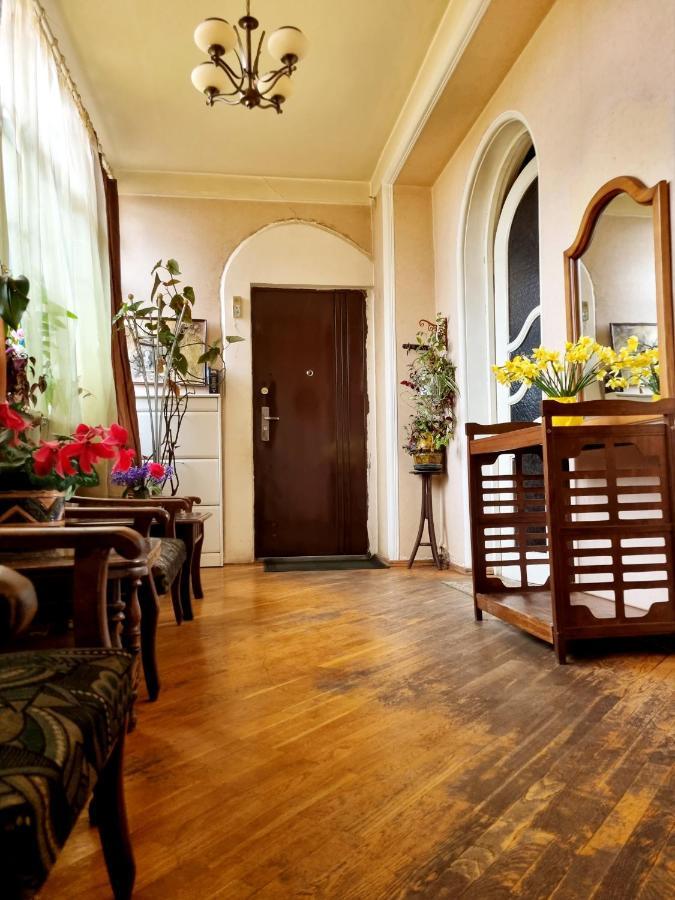 מלון Polonia Tbilisi House מראה חיצוני תמונה