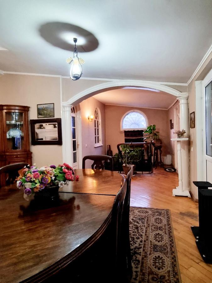 מלון Polonia Tbilisi House מראה חיצוני תמונה