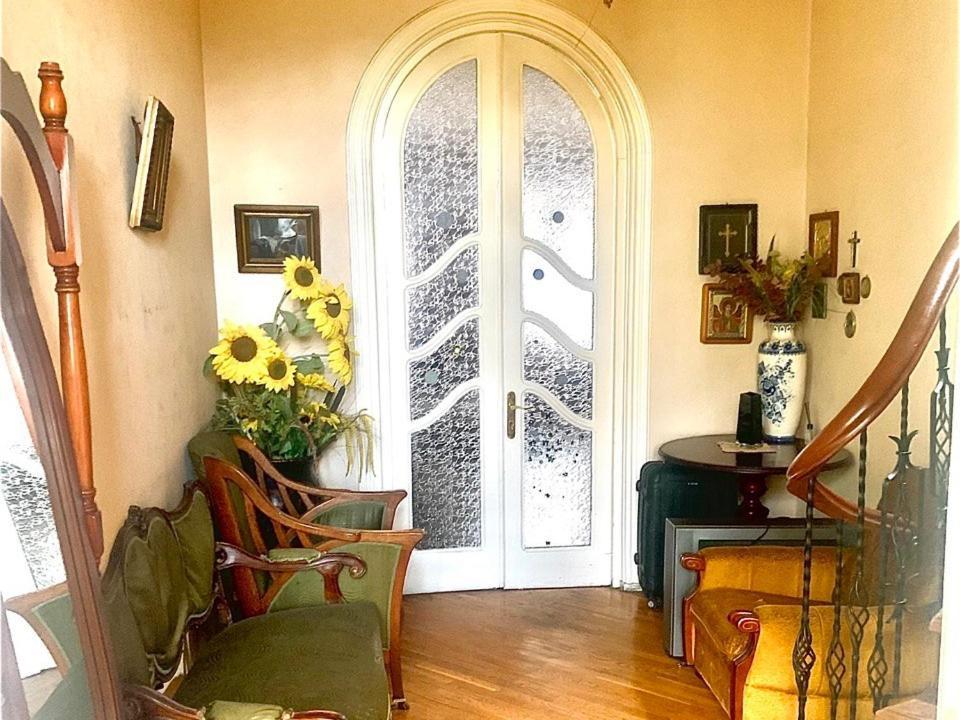 מלון Polonia Tbilisi House מראה חיצוני תמונה
