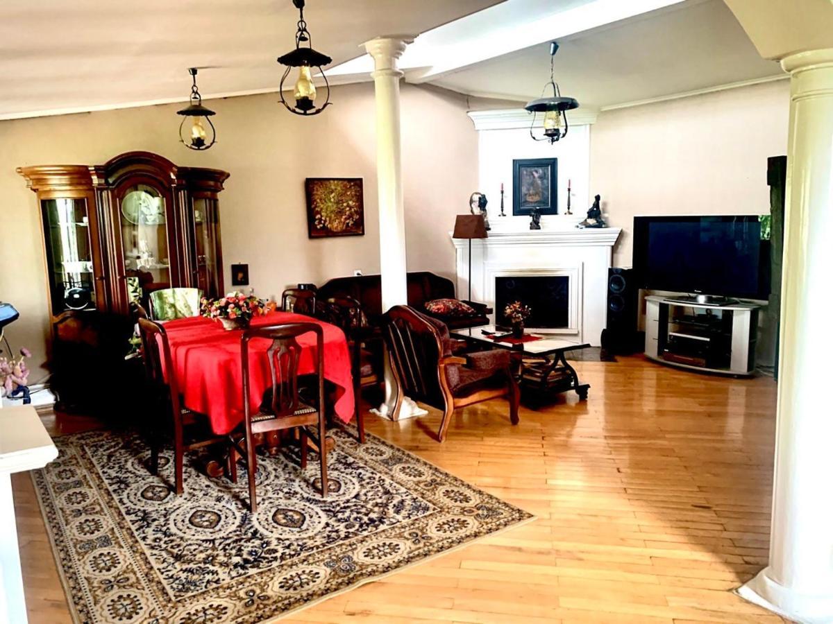מלון Polonia Tbilisi House מראה חיצוני תמונה