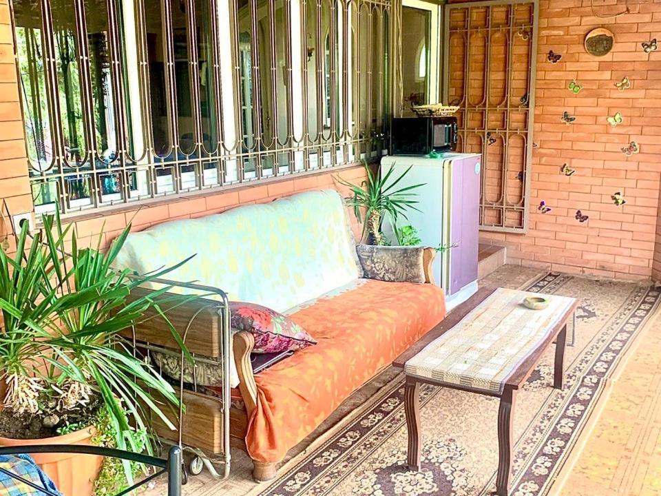 מלון Polonia Tbilisi House מראה חיצוני תמונה