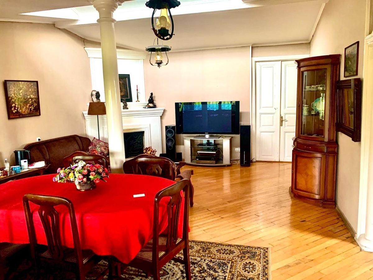 מלון Polonia Tbilisi House מראה חיצוני תמונה