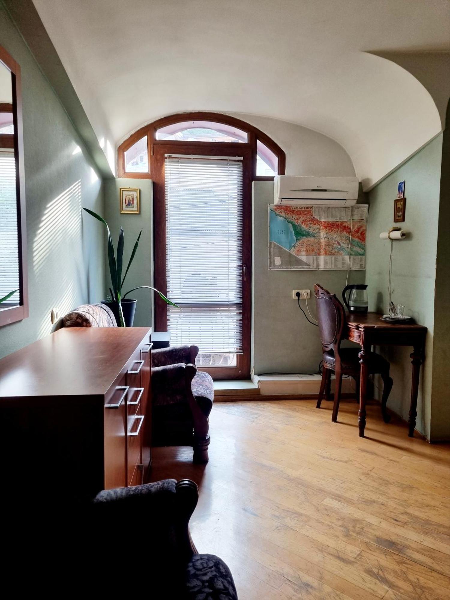 מלון Polonia Tbilisi House מראה חיצוני תמונה
